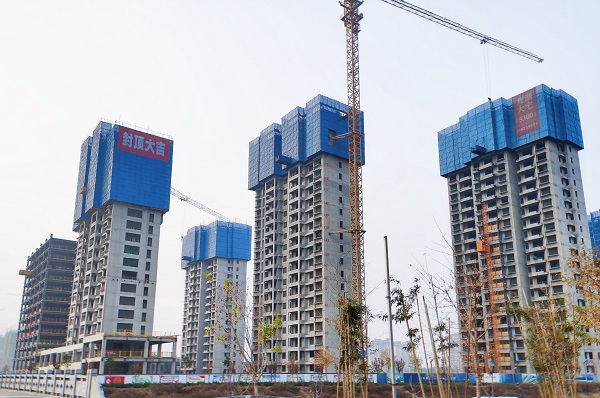 附图1守拙园大禹湖畔一期工程1#商住楼顺利封顶.jpg 附图1守拙园大禹湖畔一期工程1#商住楼顺利封顶.jpg