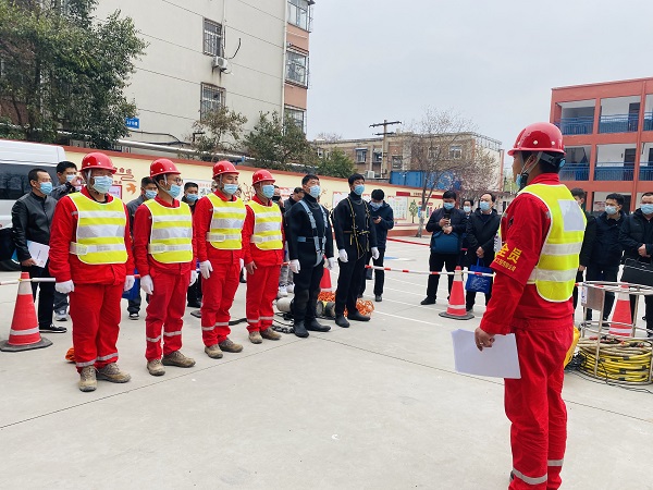 实操模拟演练现场2.jpg 实操模拟演练现场2.jpg