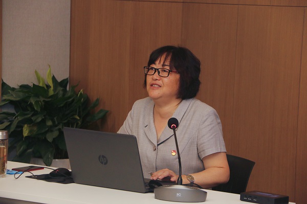 新乡市委党校原党史党建教研部主任、副教授祝宪伟授课.jpg 新乡市委党校原党史党建教研部主任、副教授祝宪伟授课.jpg