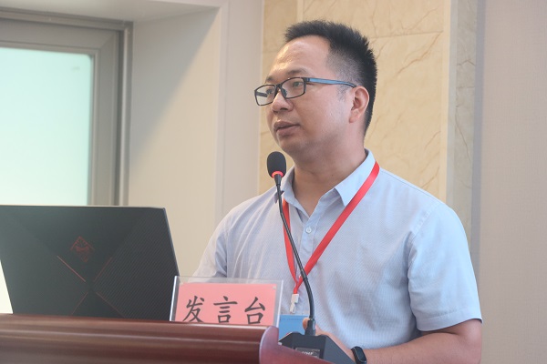 5、开云足球·(中国)官方网站BIM中心主任曾良作《建设工程全过程BIM应用》分享.jpg 5、开云足球·(中国)官方网站BIM中心主任曾良作《建设工程全过程BIM应用》分享.jpg