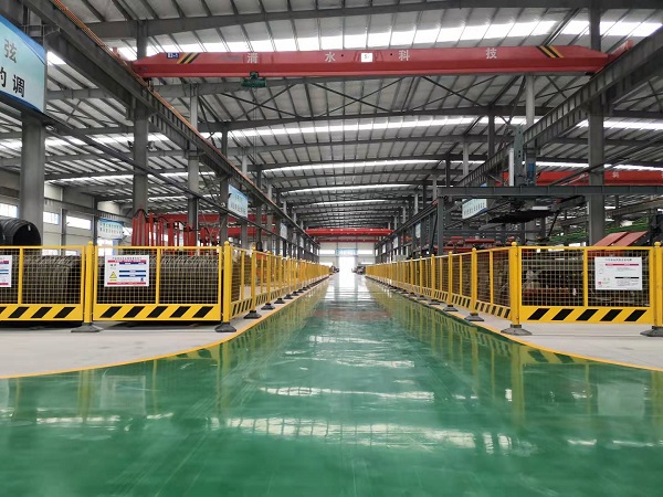 钢筋加工车间安全通道、围栏规范设置.jpg 钢筋加工车间安全通道、围栏规范设置.jpg